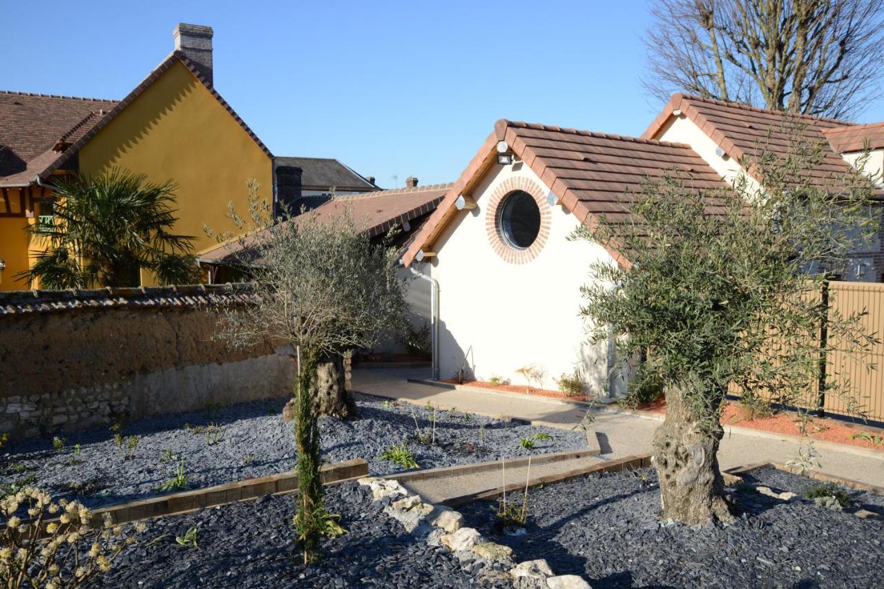 L'Hostellerie D'Acquigny Zewnętrze zdjęcie